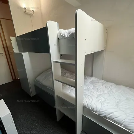 Duplex 45m², 3 Pieces, 8 Pers, Balcon, Pres Des Pistes, Animaux Admis - Fr-1-757-117